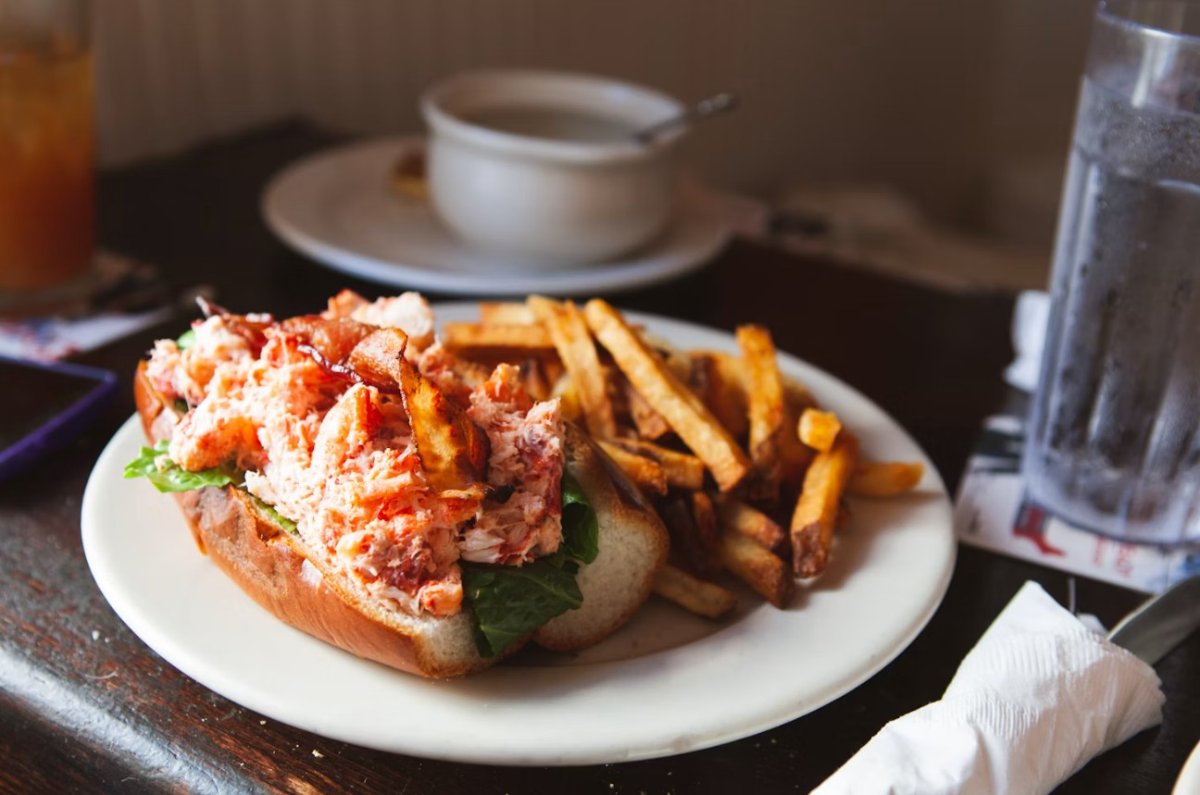 Connecticut Lobster Roll